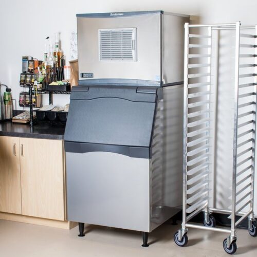 Scotsman C0530SA-1D Prodigy Series 30" Air Cooled Small Cube Ice Machine with Stainless Steel Exterior Bin - 525 lb. - Image 2
