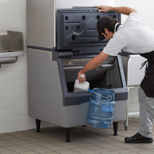 Scotsman B330P Ice Storage Bin 344 lb. - Image 2