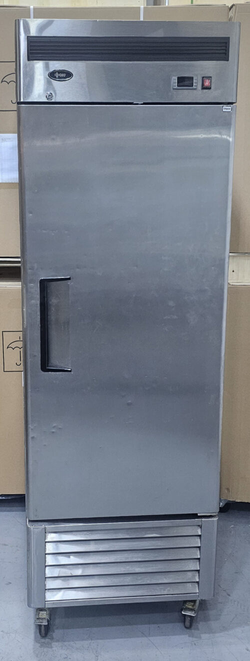 QBD SD-26HB Reach-in Refrigerator - Image 3
