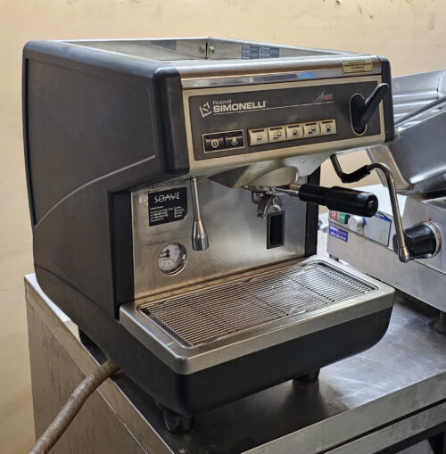 nuova simonelli espresso machine - Image 3