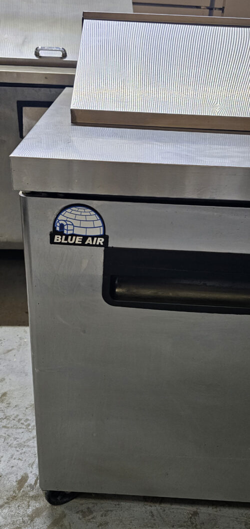 BLUE AIR Sandwich Prep