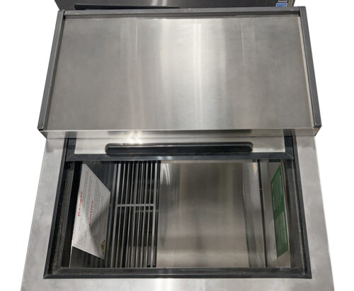 Atosa MBGF24GR 24" Stainless Steel Plate and Glass Froster - Image 2